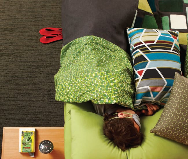 DL-0616-15Years-2011-Bed