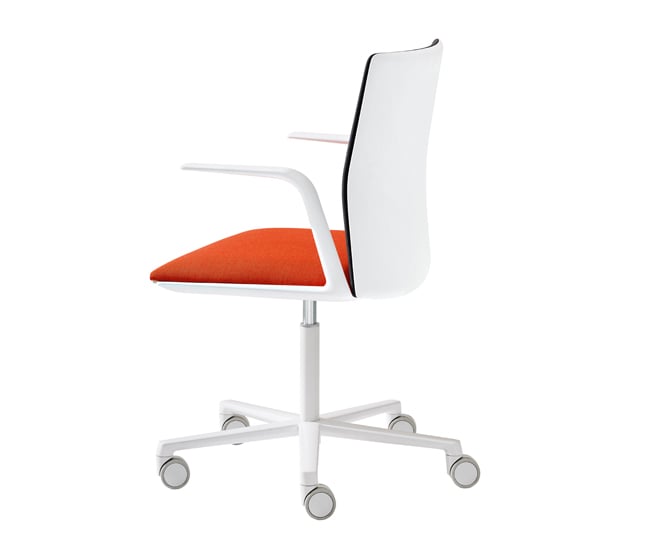 DL-0616-Guide-Chairs-Arper-01