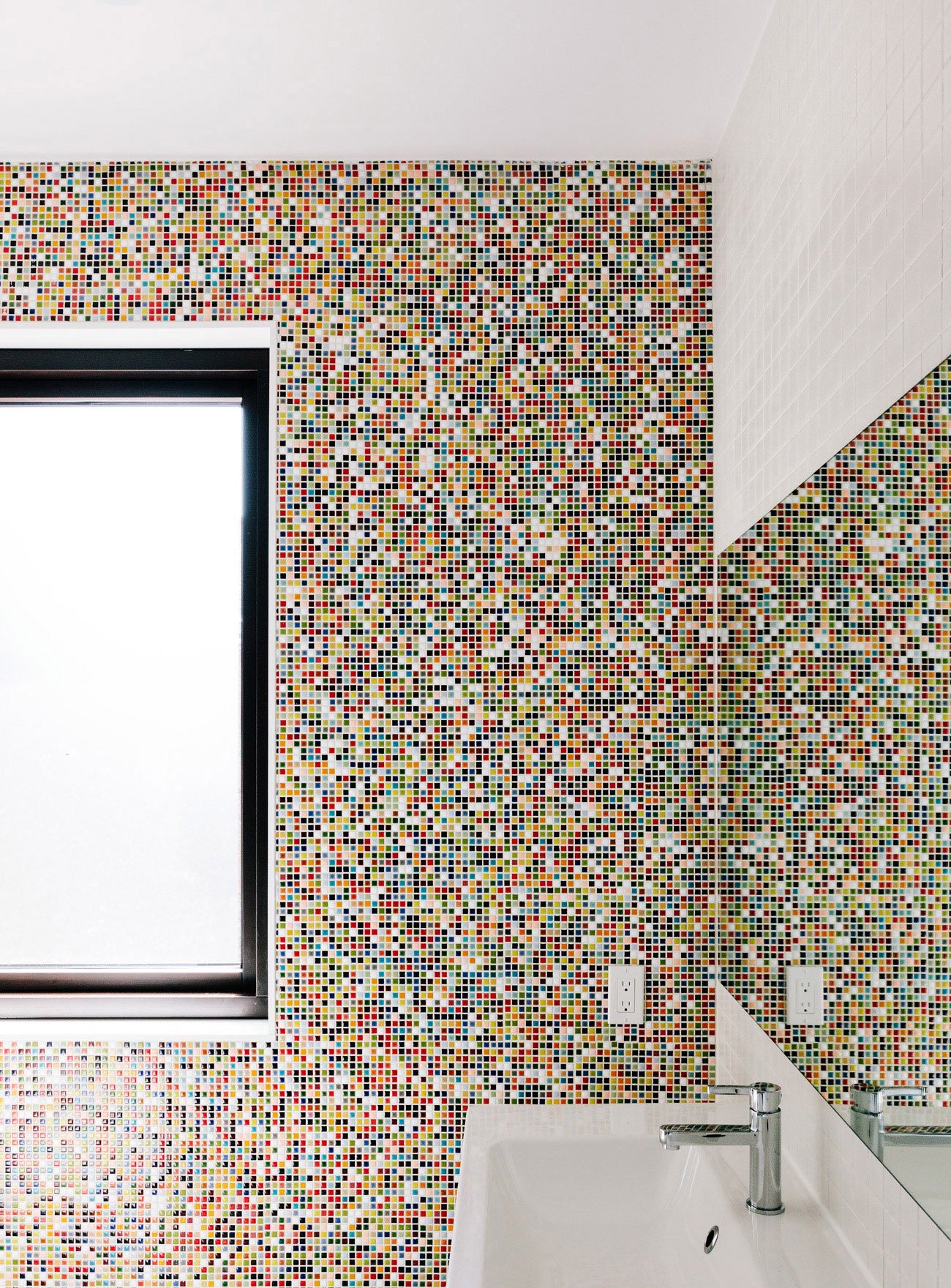 Multicolour Mosaic tiles in a bathroom wall