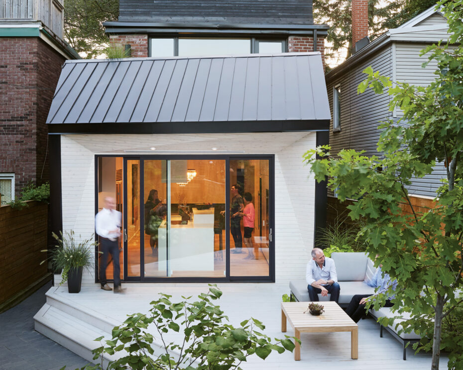 Leslieville brownstone house - Luc Bouliane