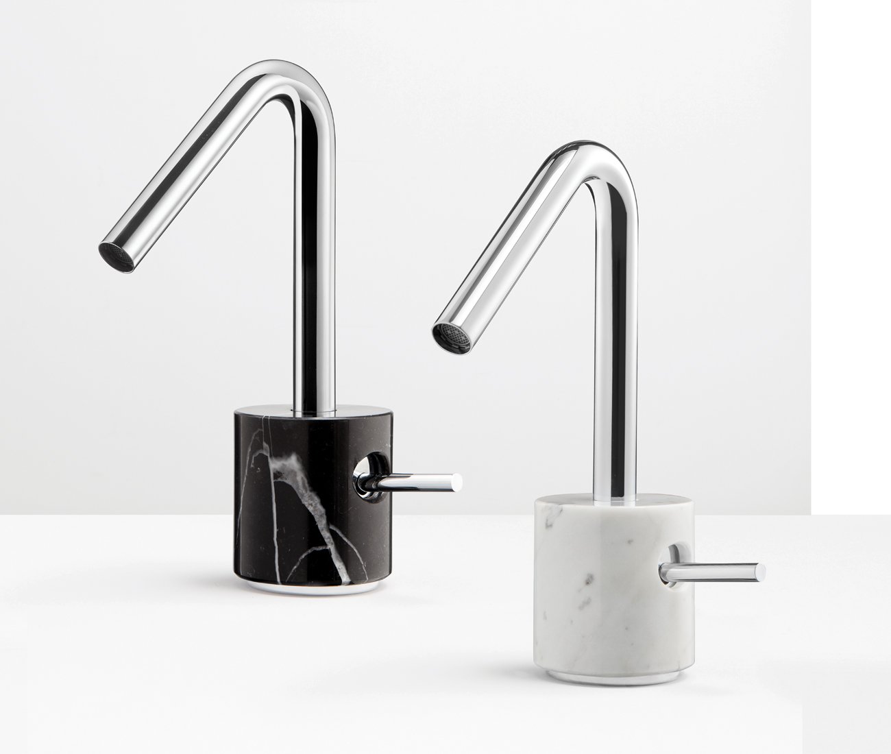 Bathroom fixtures - Aquabrass faucet