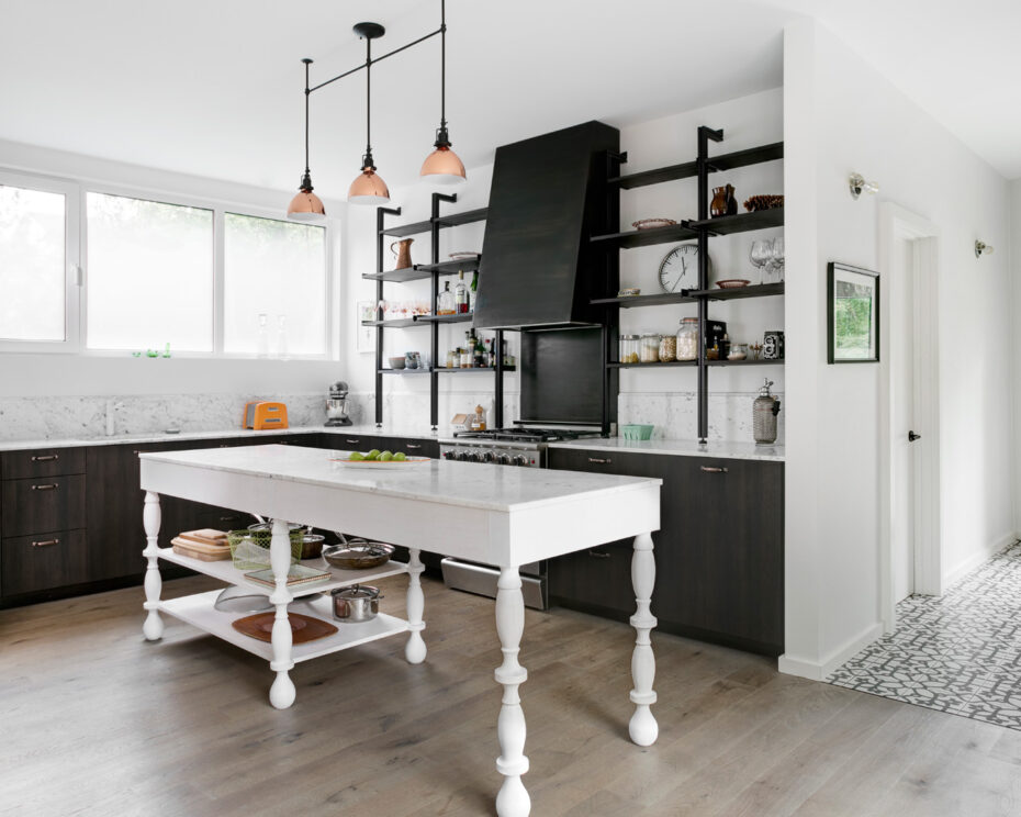 black and white kitchen