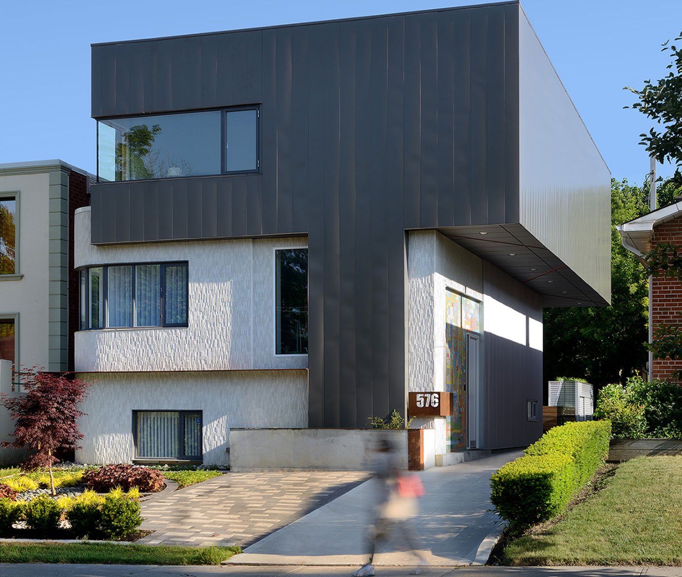 Home exterior with zinc panel cladding - Yorkville Design Centre - Thomas Tampold