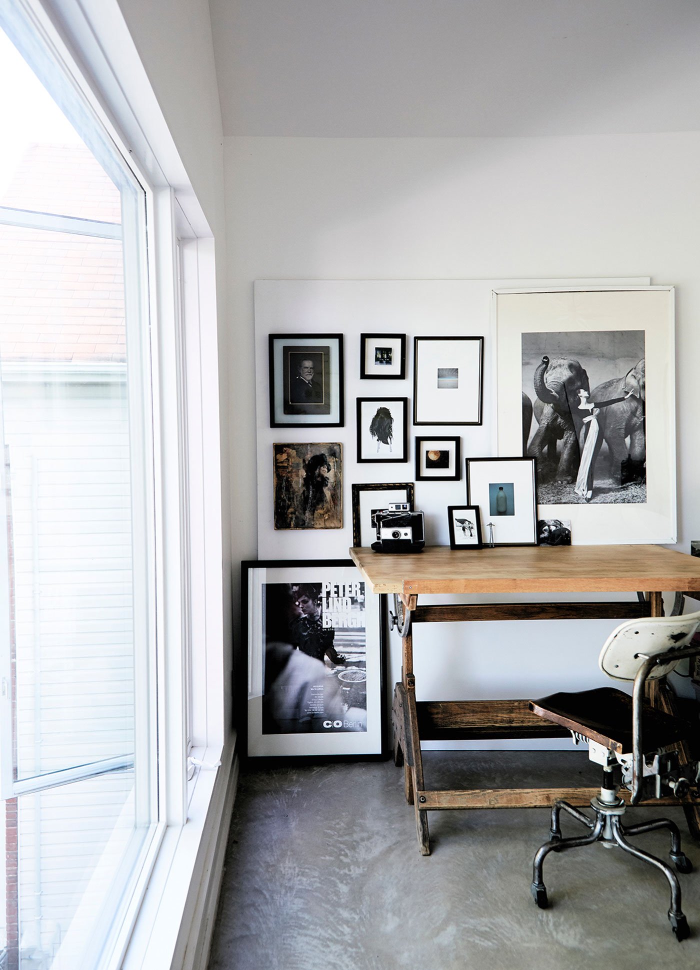 Thomas Bollmann- home studio Desk