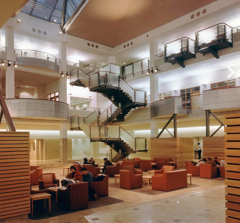 horror movies Toronto - Joseph L. Rotman School of Management in Urban Legend (1998)
