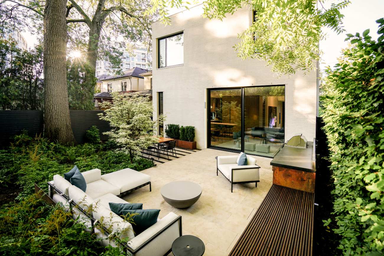 Outdoor space - urban garden ideas