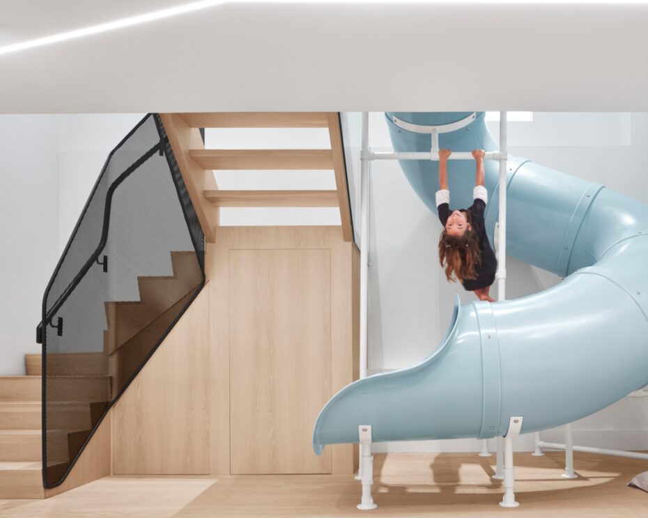 blue slide - Reflect Architecture renovation