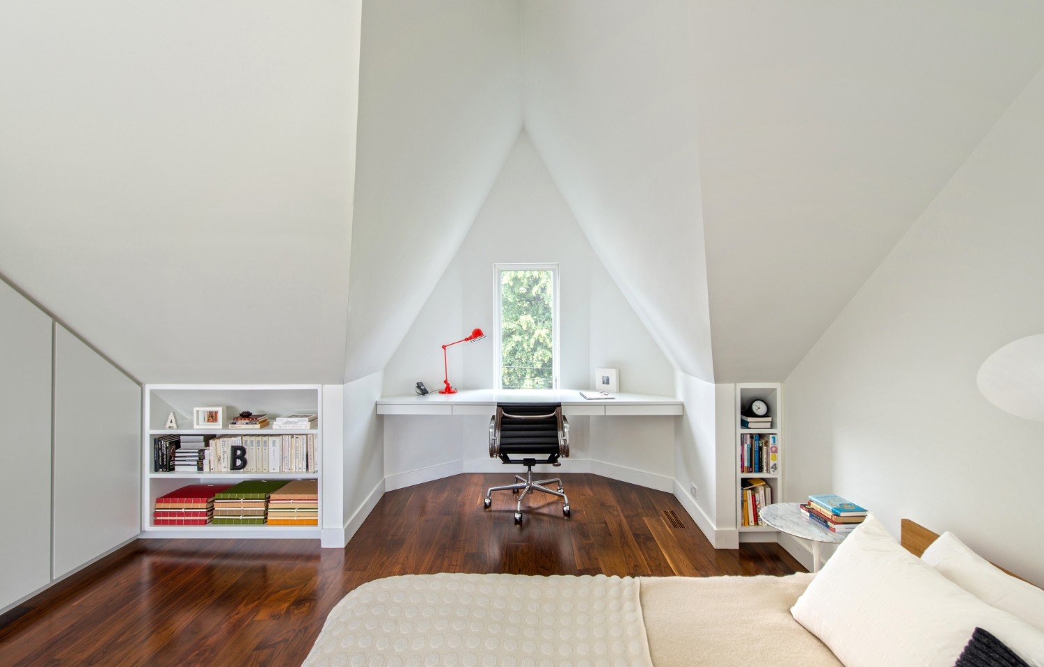 Contrast House
