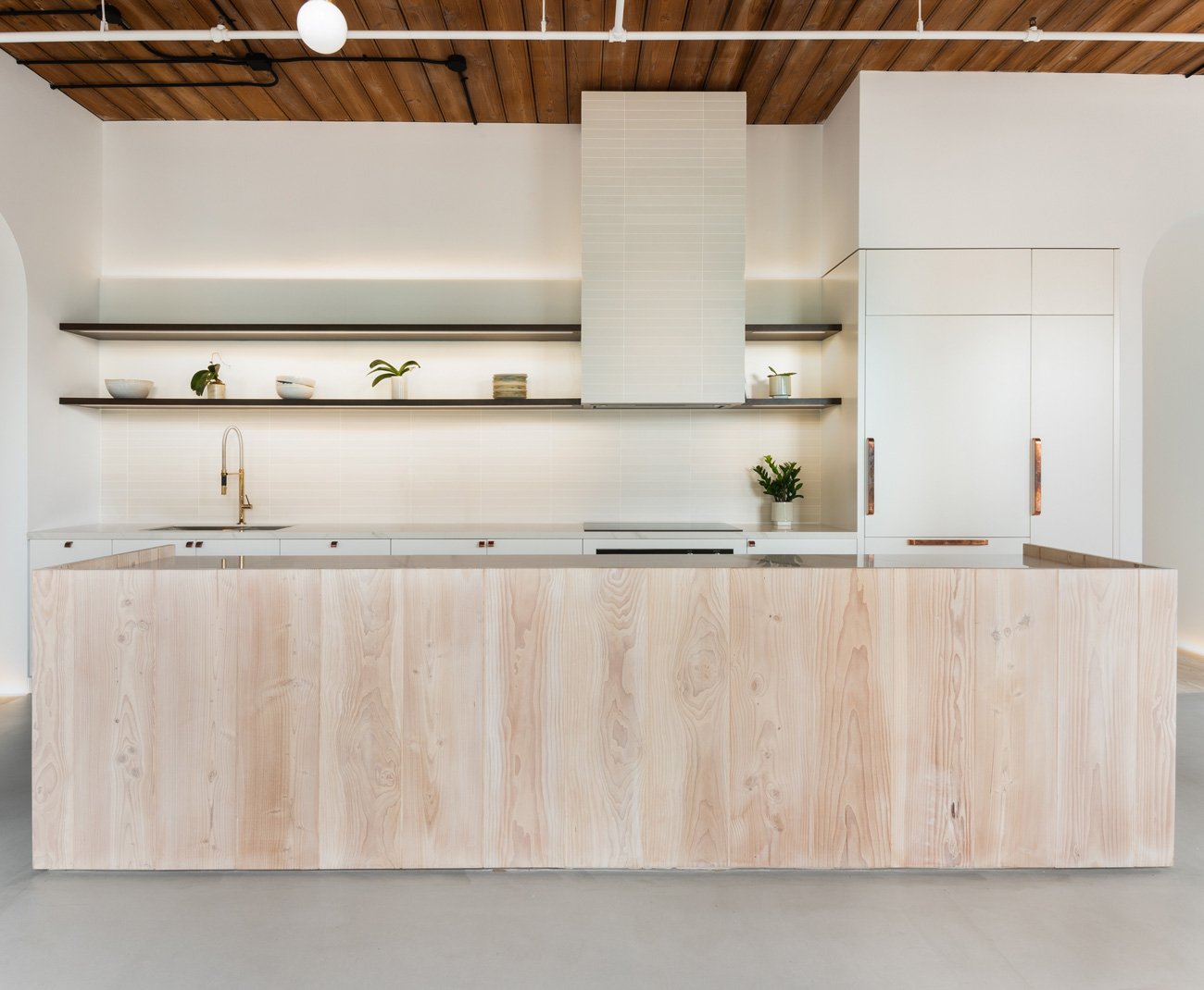 Studio AC - Condo Kitchen Ideas