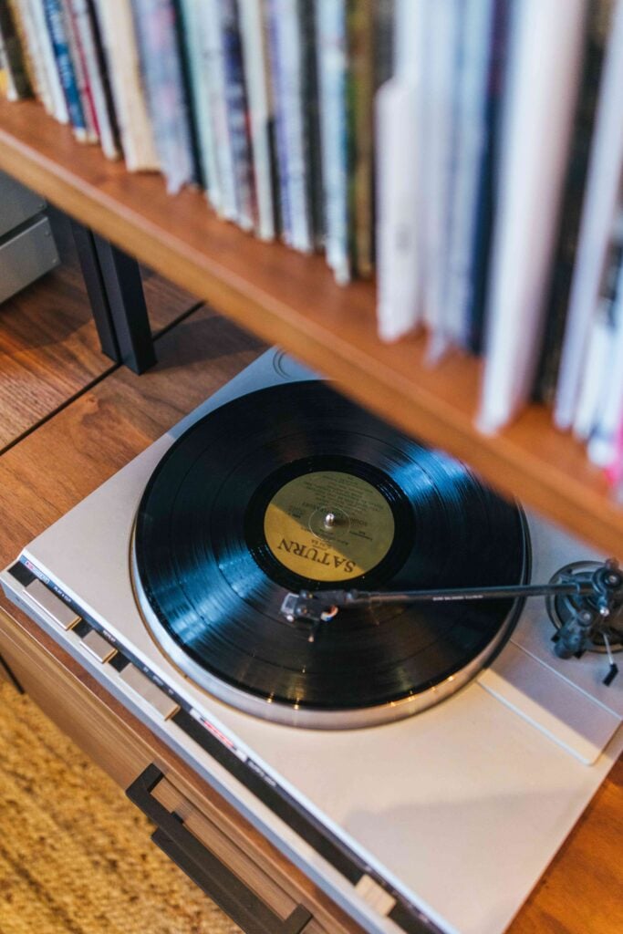 Turntable