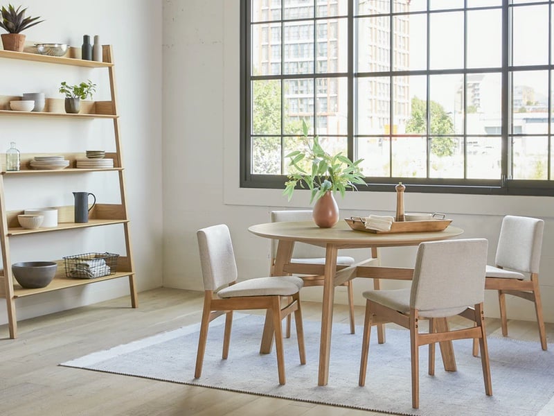 Ventu sleek Scandi-style dining table