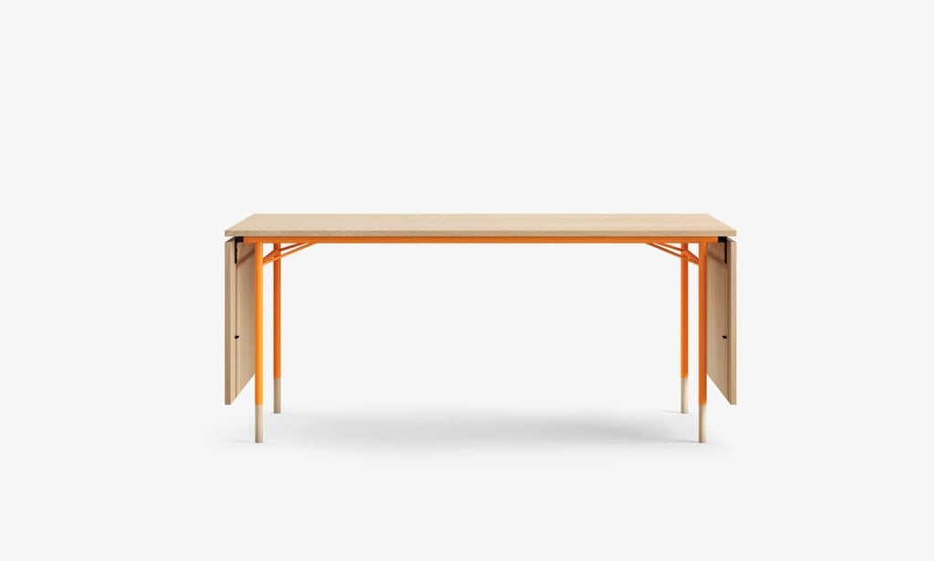 Nyhavn dining table