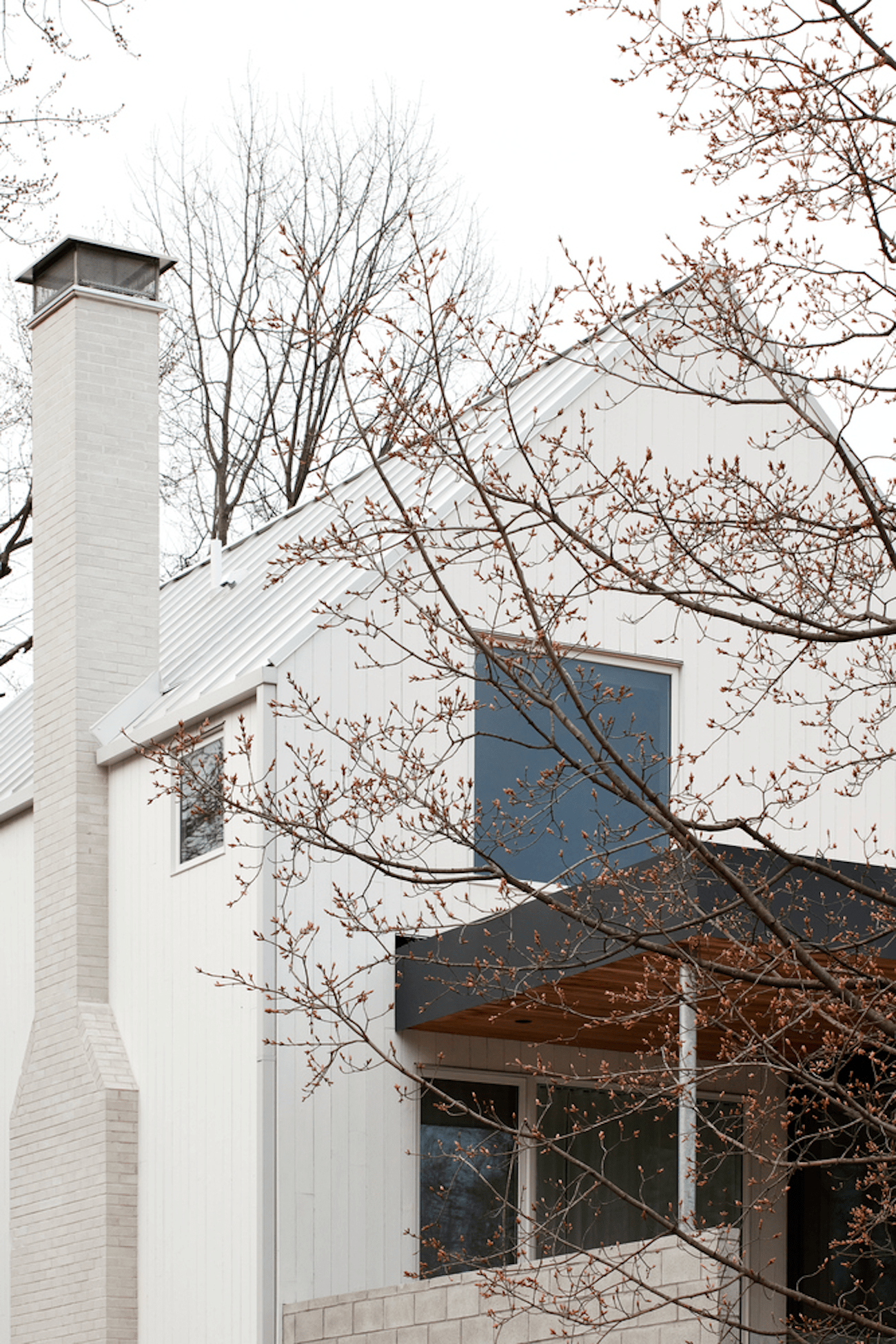 white roof, Bennington House