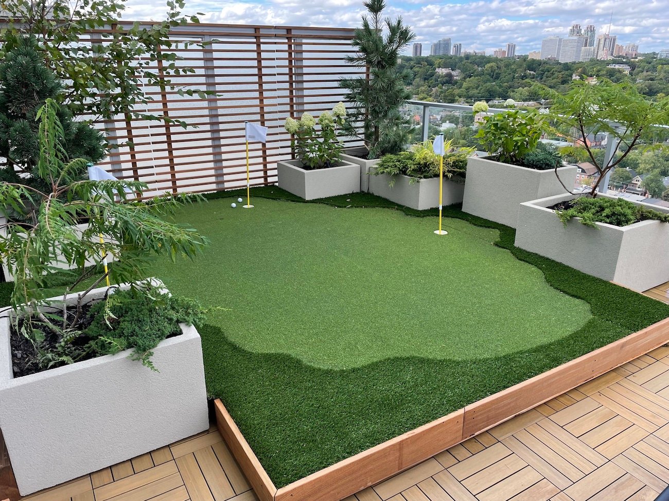 Box Design terrace golfing