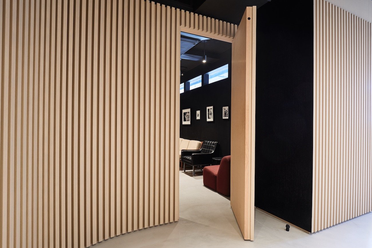 Lounge Rooms